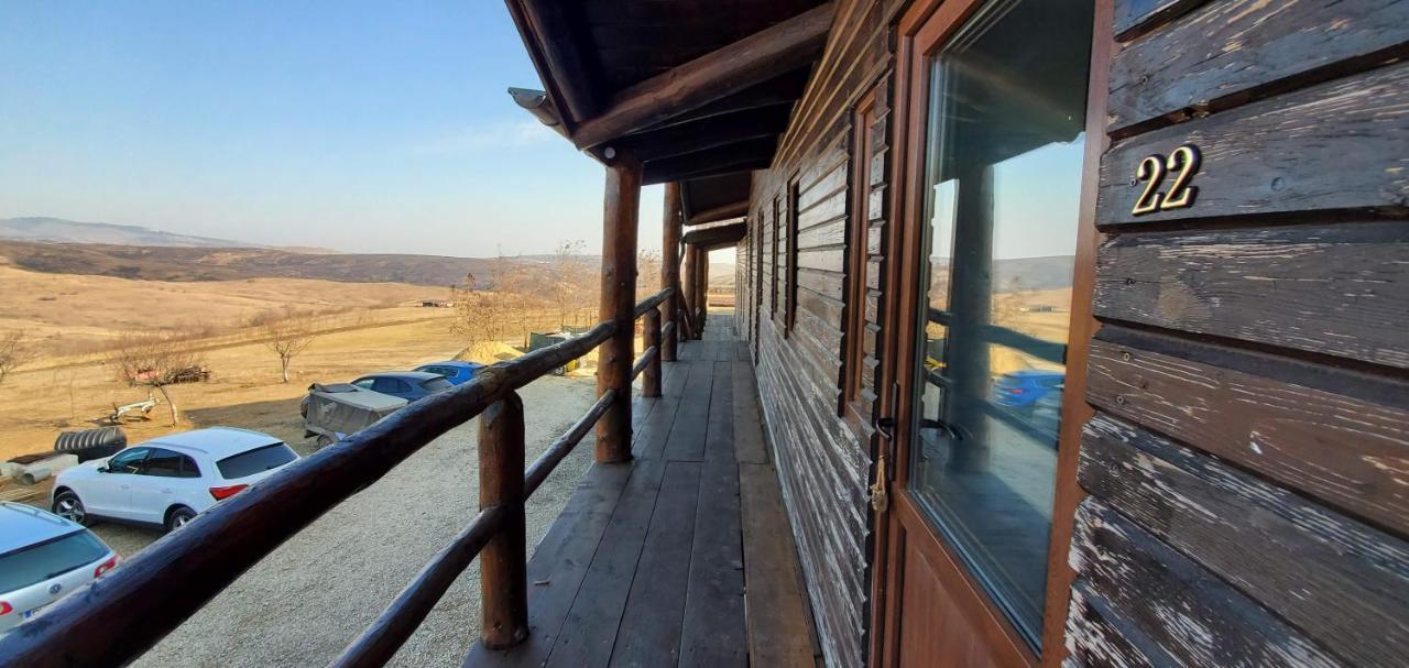 Hotel Ferma Dacilor Tohani Esterno foto